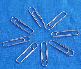 回形針與現(xiàn)代數(shù)碼產(chǎn)品 東莞市精達塑膠五金制品廠的高清圖片展示